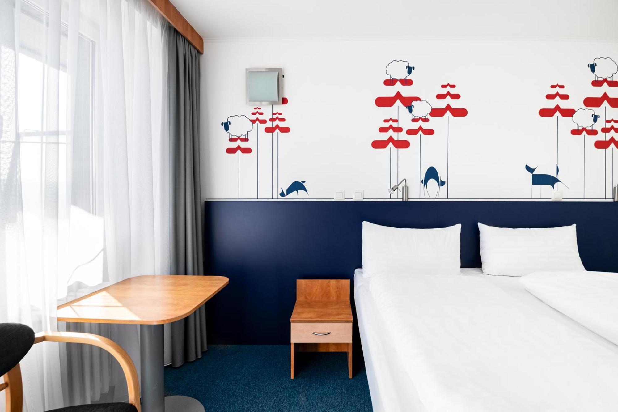 Ibis Styles Relax Roznov Pod Radhostem Hotel Kültér fotó