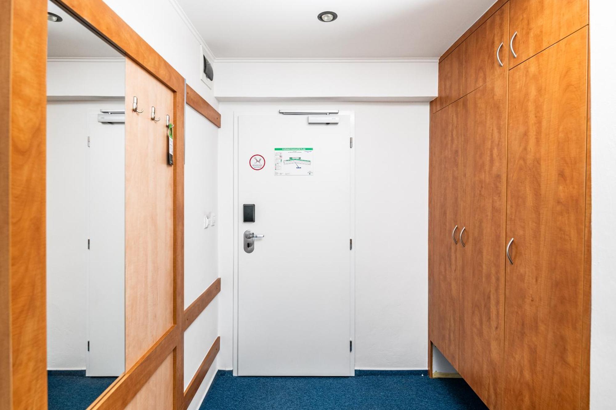 Ibis Styles Relax Roznov Pod Radhostem Hotel Kültér fotó